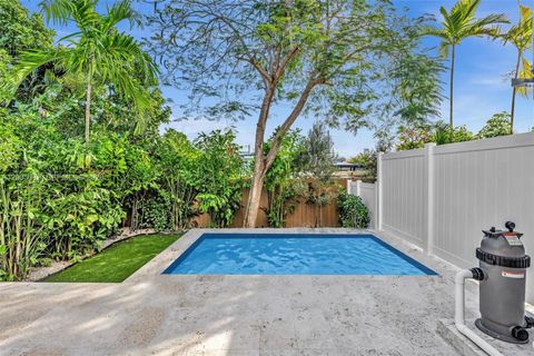 Tiny photo for 2787 SW 34th Ave, Miami, FL 33133 (MLS # A12005778)