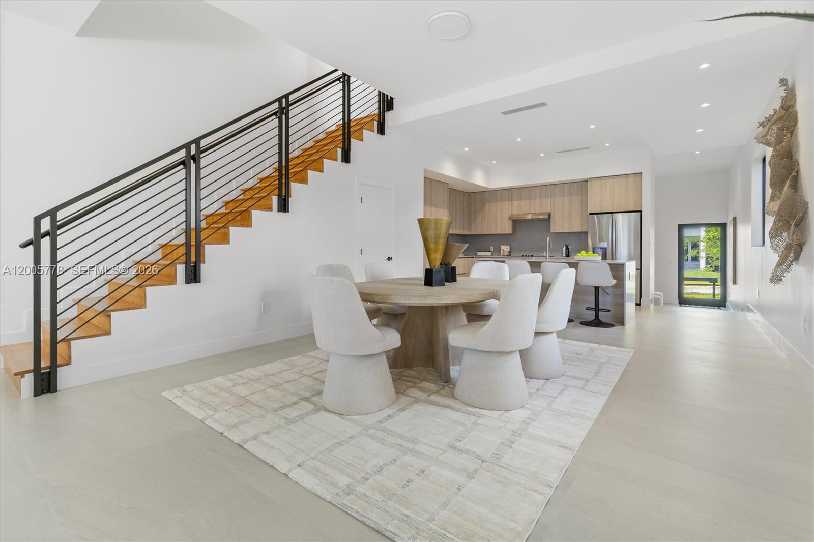 SILVER BLUFF GARDENS - Residential