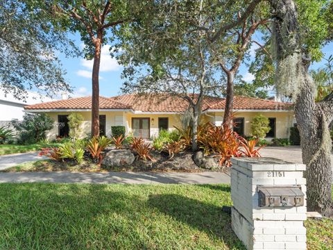 21151 NE 22nd Ct Miami FL 33180