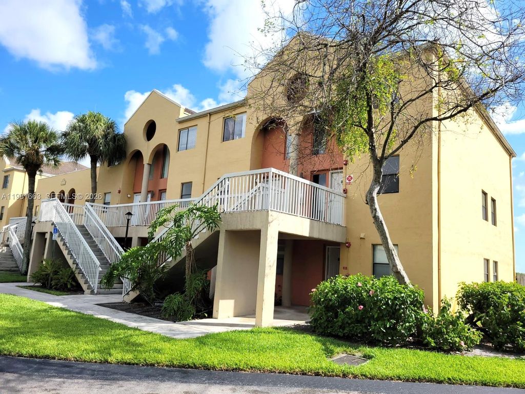 Photo of 5200 NW 31st Ave #165 J, Fort Lauderdale, FL 33309 (MLS # A11981663)