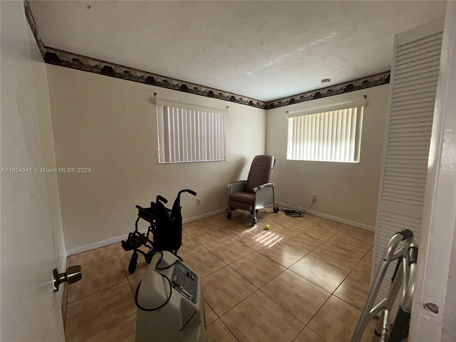 CORAL RIDGE ADD - Residential