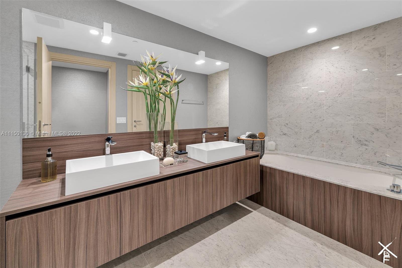 BRICKELL FLATIRON CONDO - Residential Lease