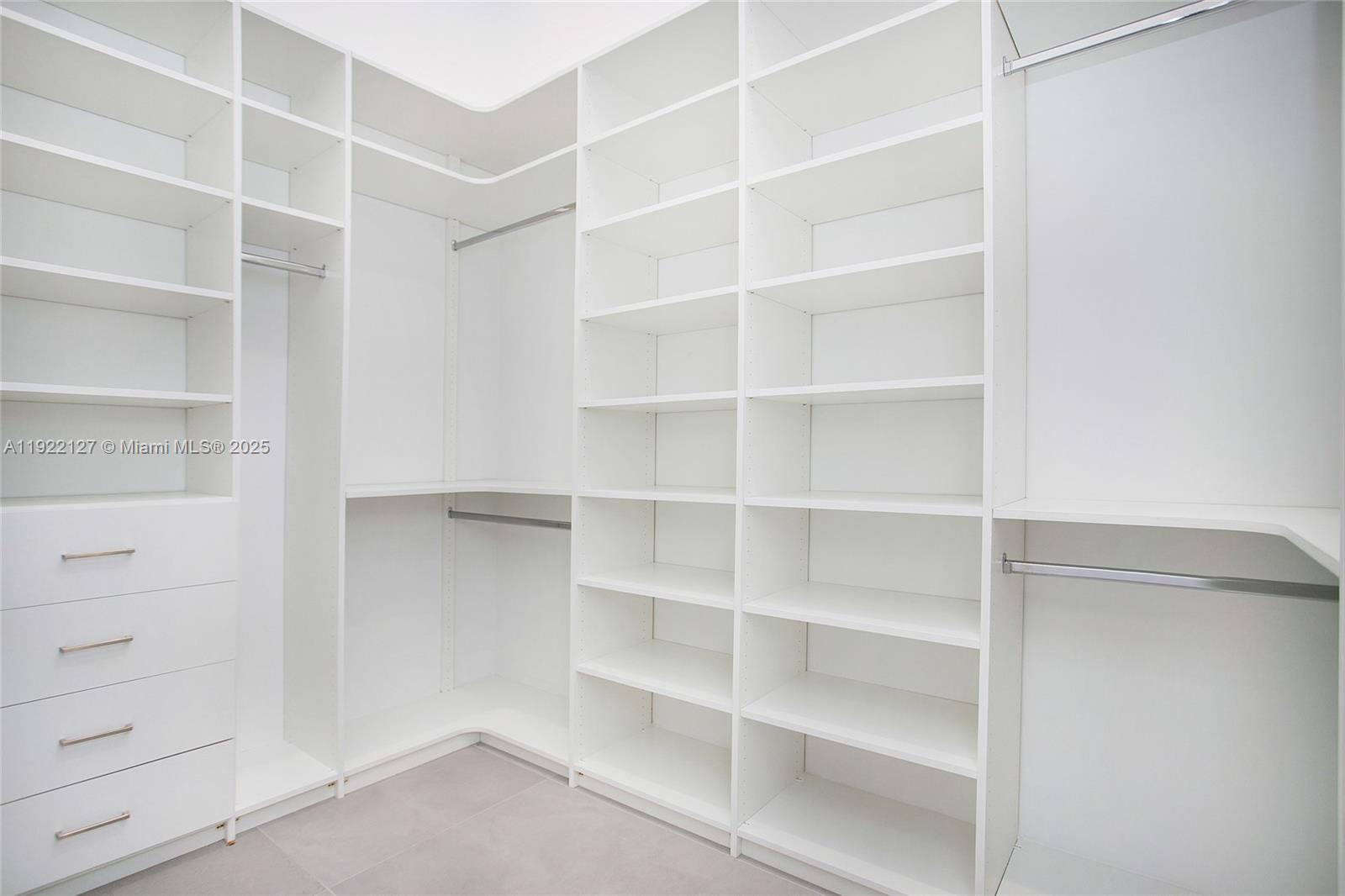 ESTERO SPRINGS - Residential