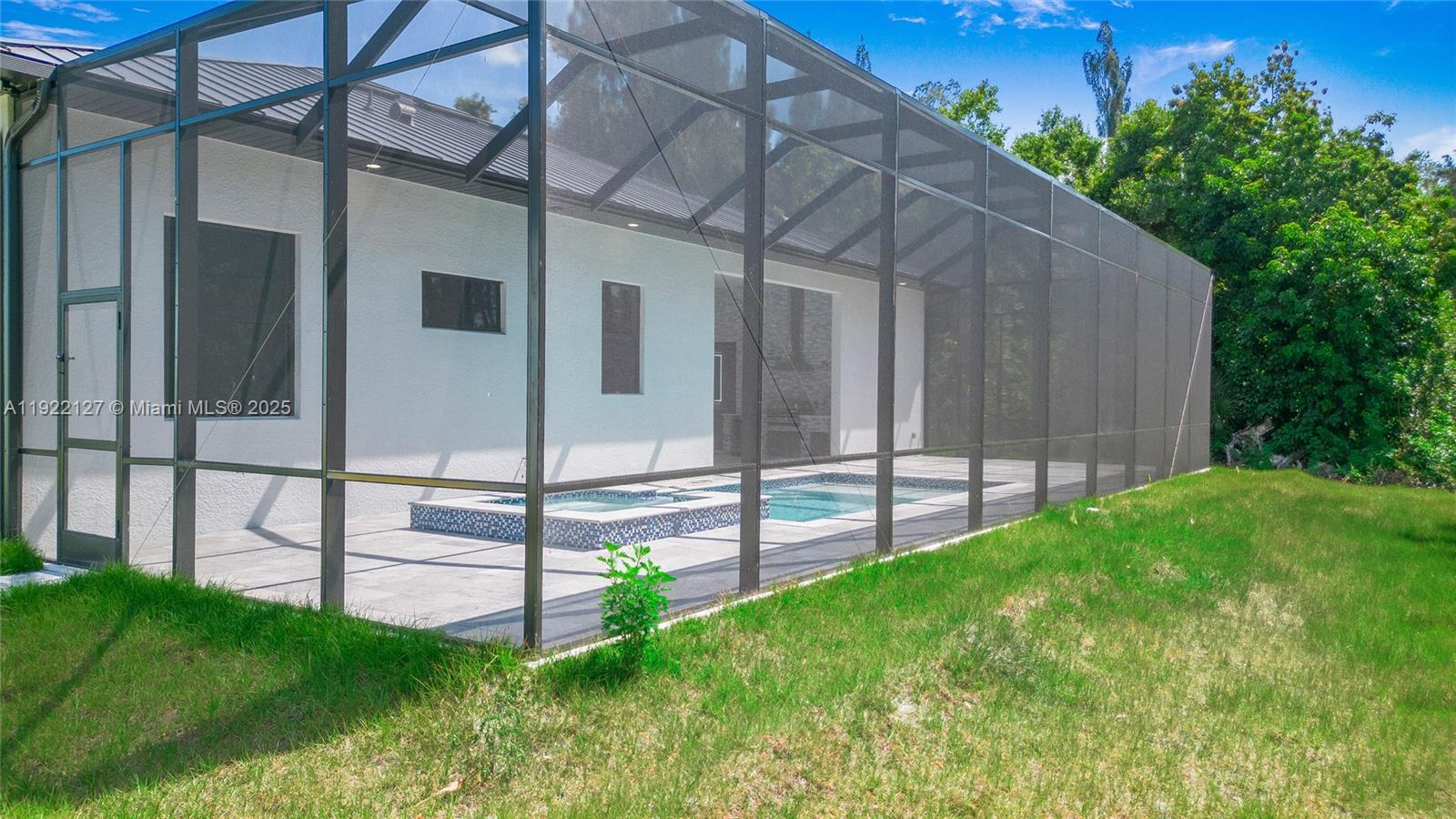 ESTERO SPRINGS - Residential