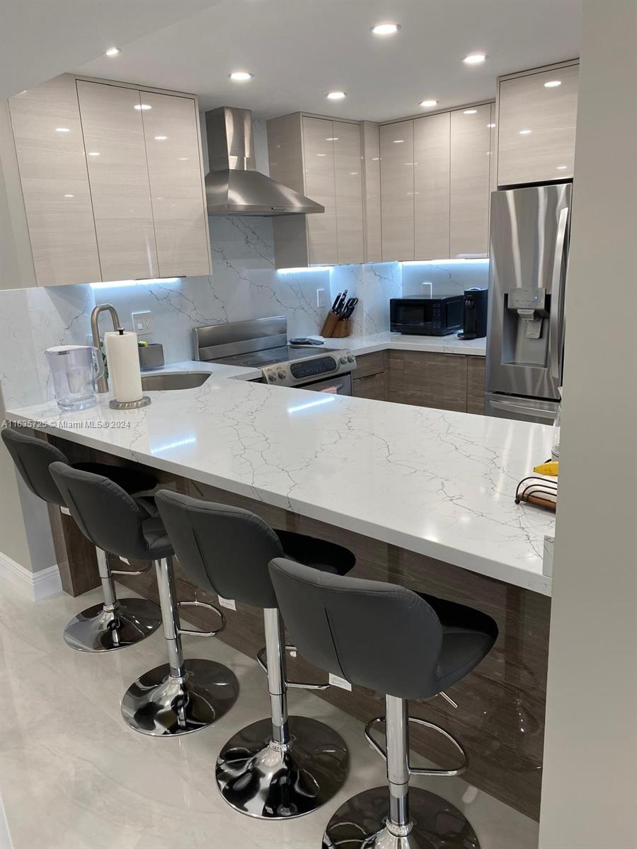 Property for Sale at 1985 S Ocean Dr 16Q, Hallandale Beach, Broward County, Florida - Bedrooms: 3 
Bathrooms: 3  - $899,999