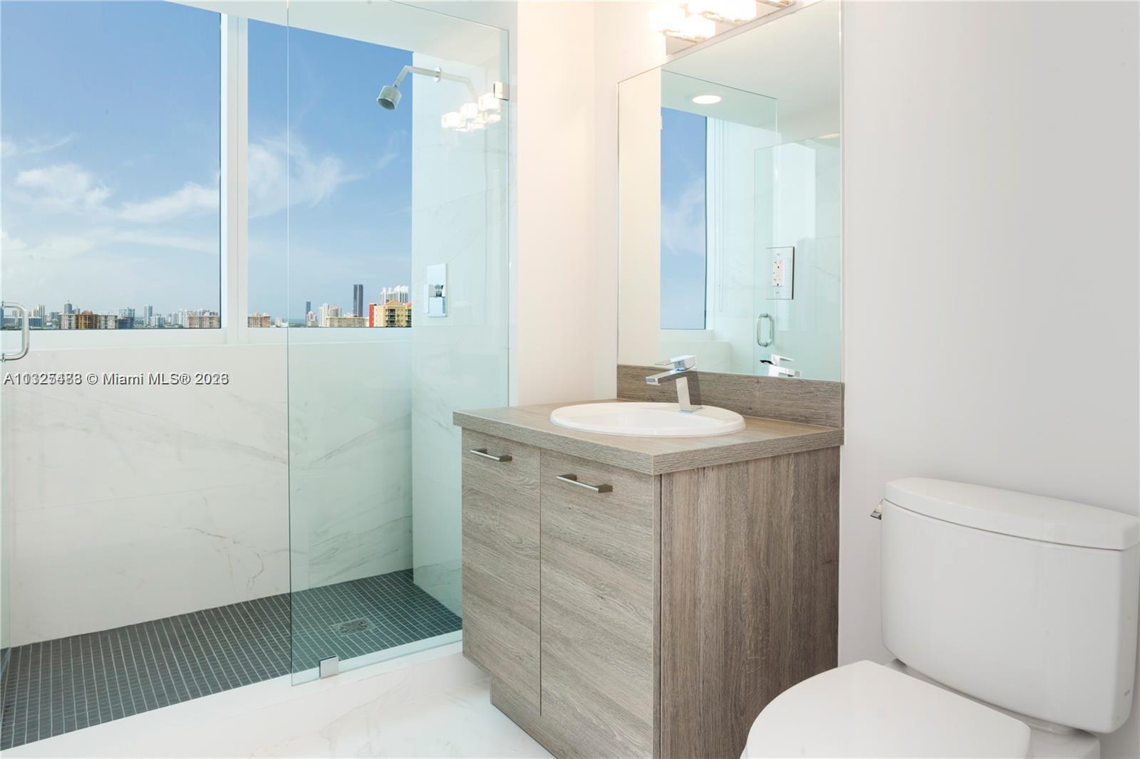 400 SUNNY ISLES CONDO EAS - Residential Lease