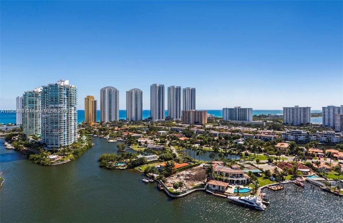 400 SUNNY ISLES CONDO EAS - Residential Lease