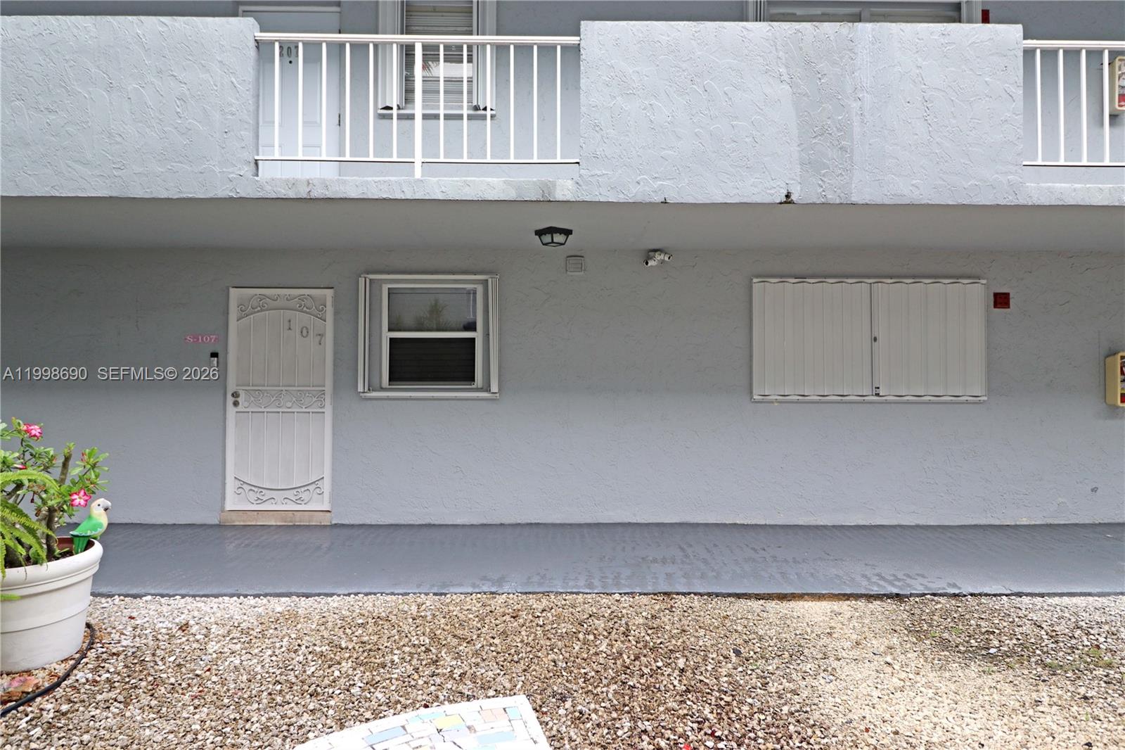 6095 W 18th Ave S107