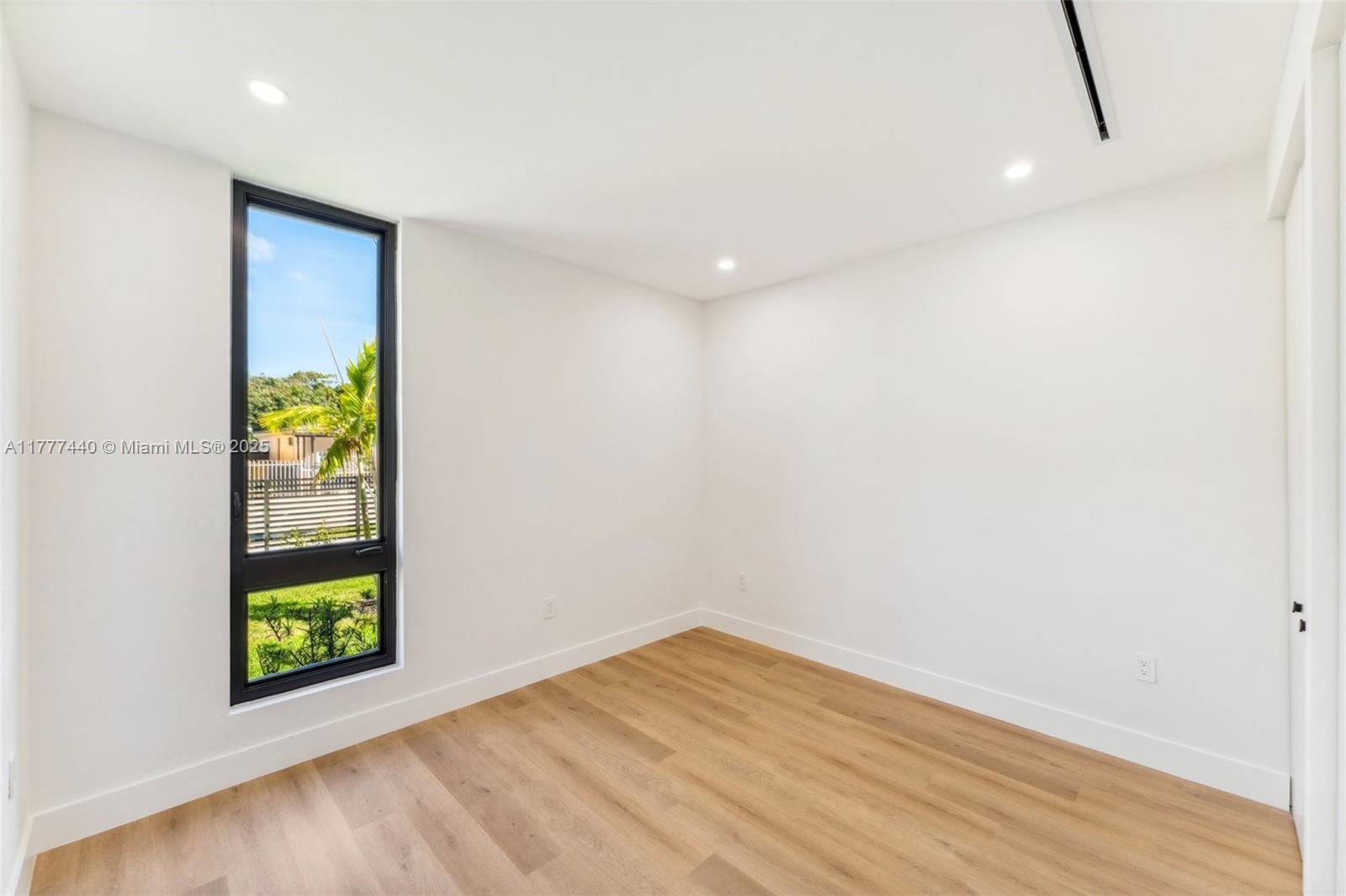 BUENA VISTA HEIGHTS EXTEN - Residential