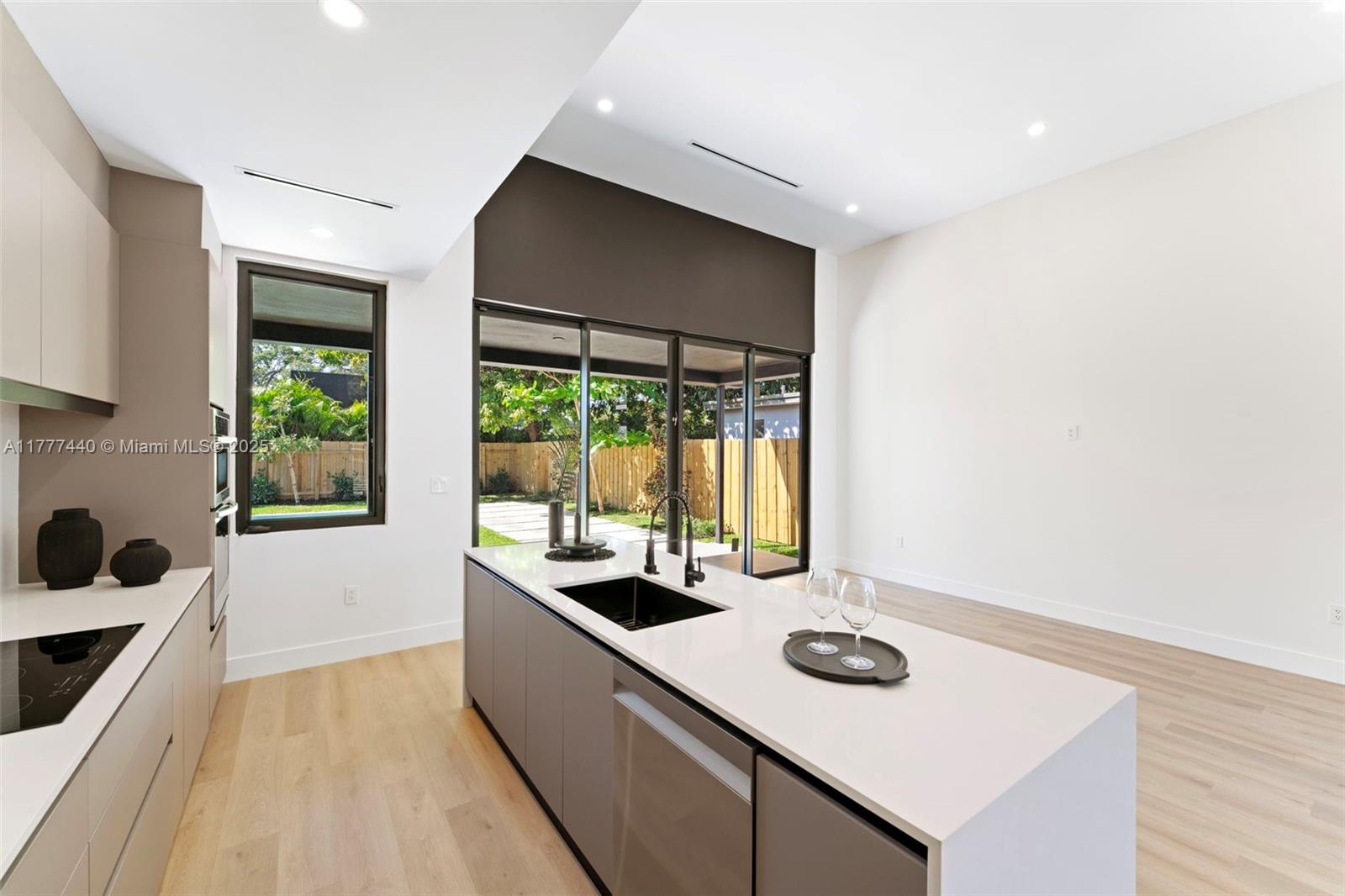 BUENA VISTA HEIGHTS EXTEN - Residential