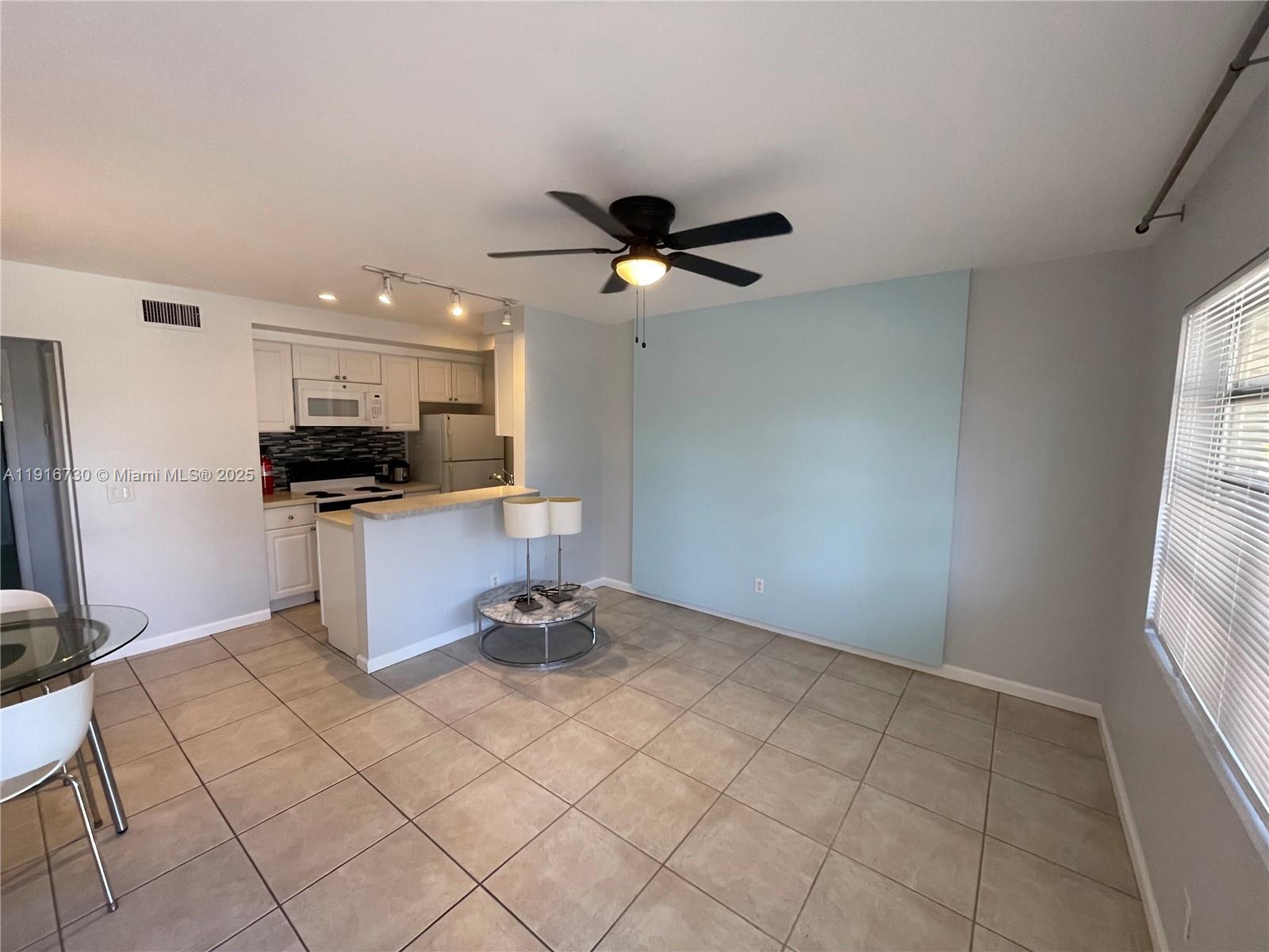 WILTON MANORS - Residential Lease