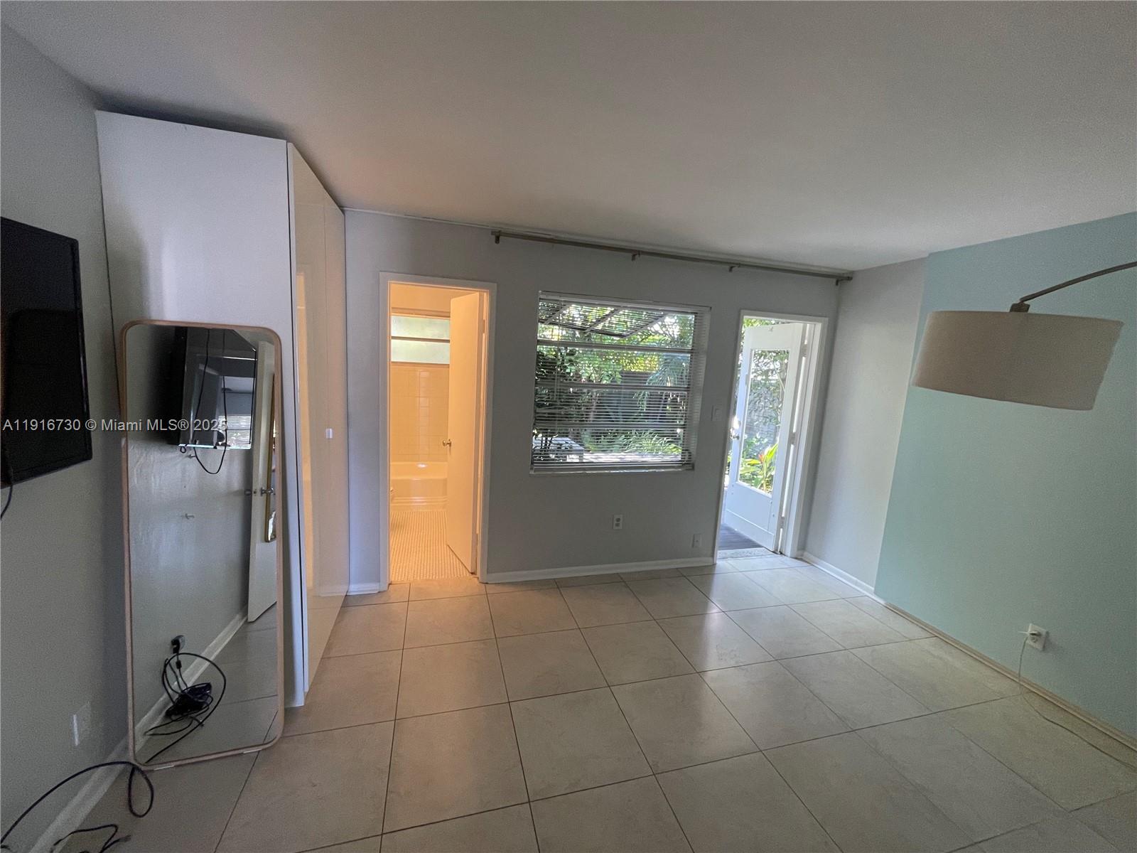 WILTON MANORS - Residential Lease