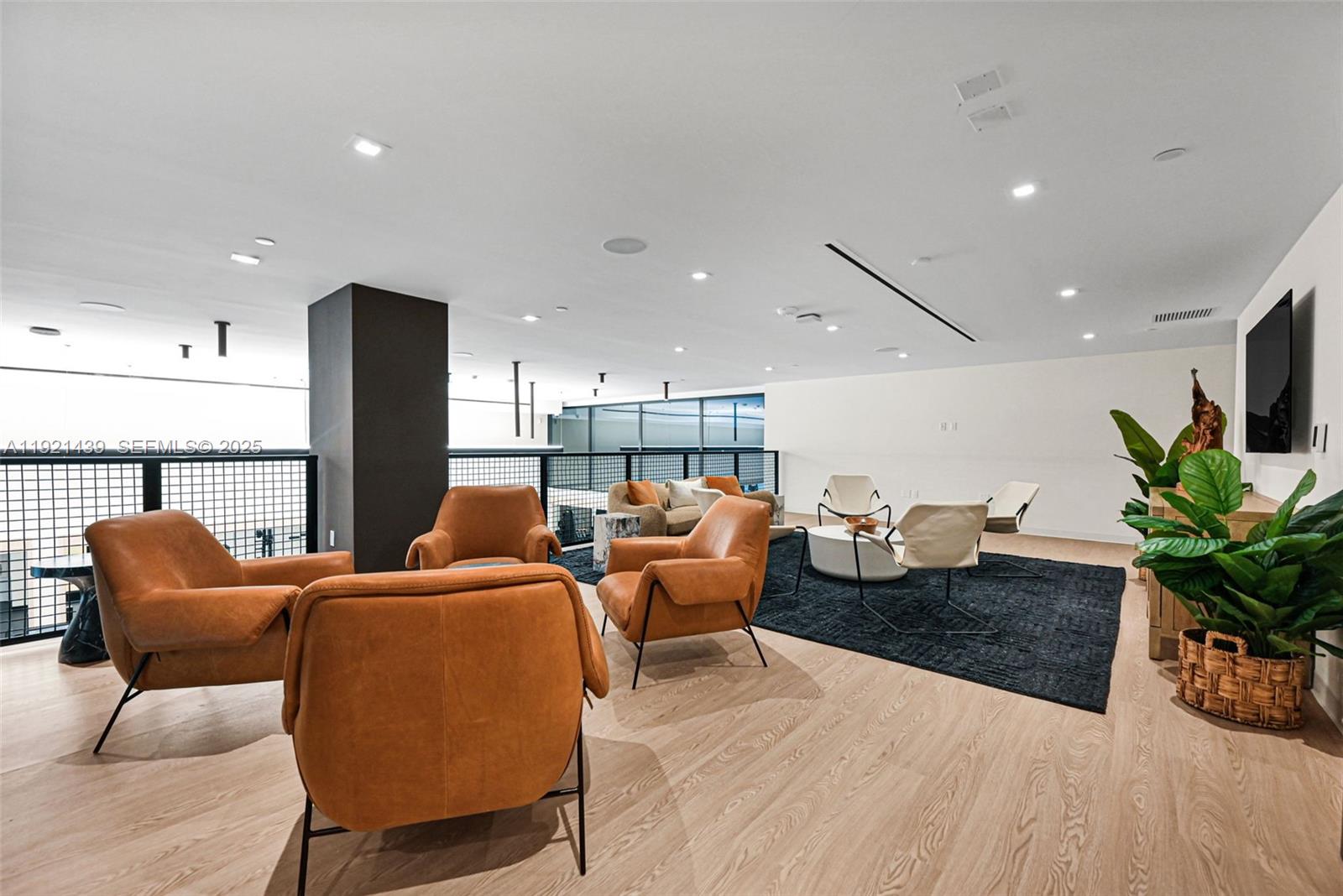 MIAMI NORTH - Residential