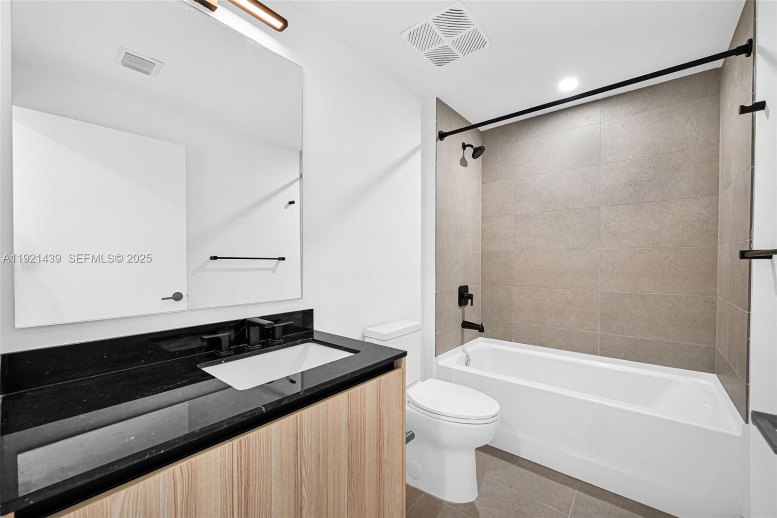 MIAMI NORTH - Residential