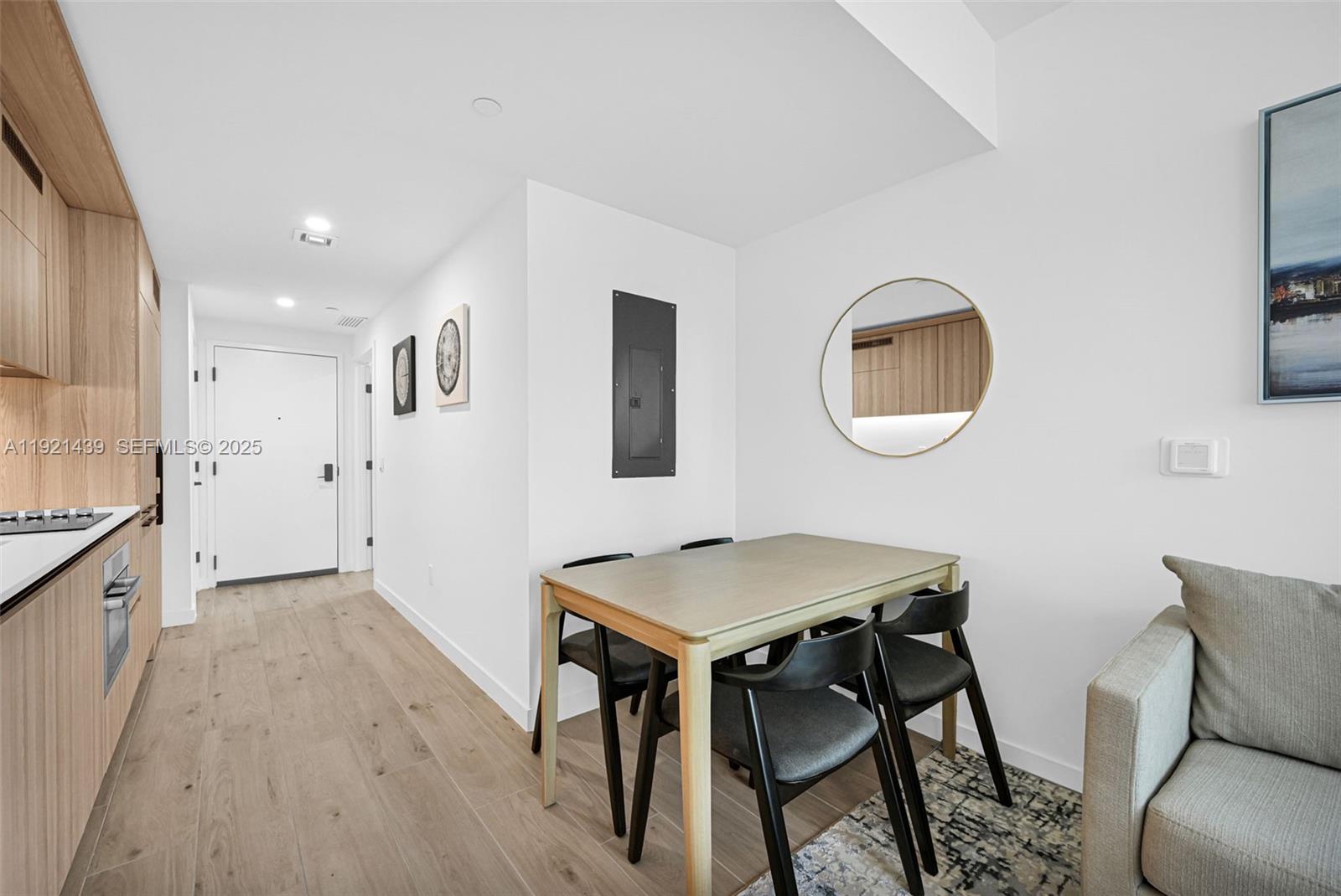 MIAMI NORTH - Residential