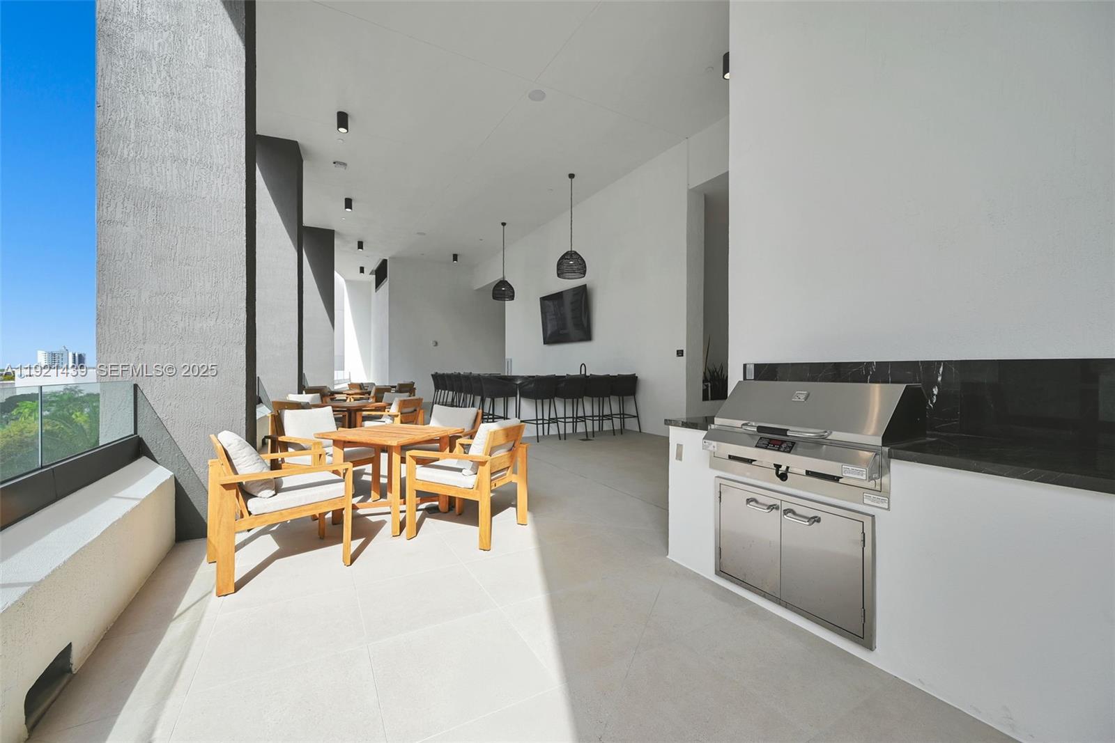 MIAMI NORTH - Residential