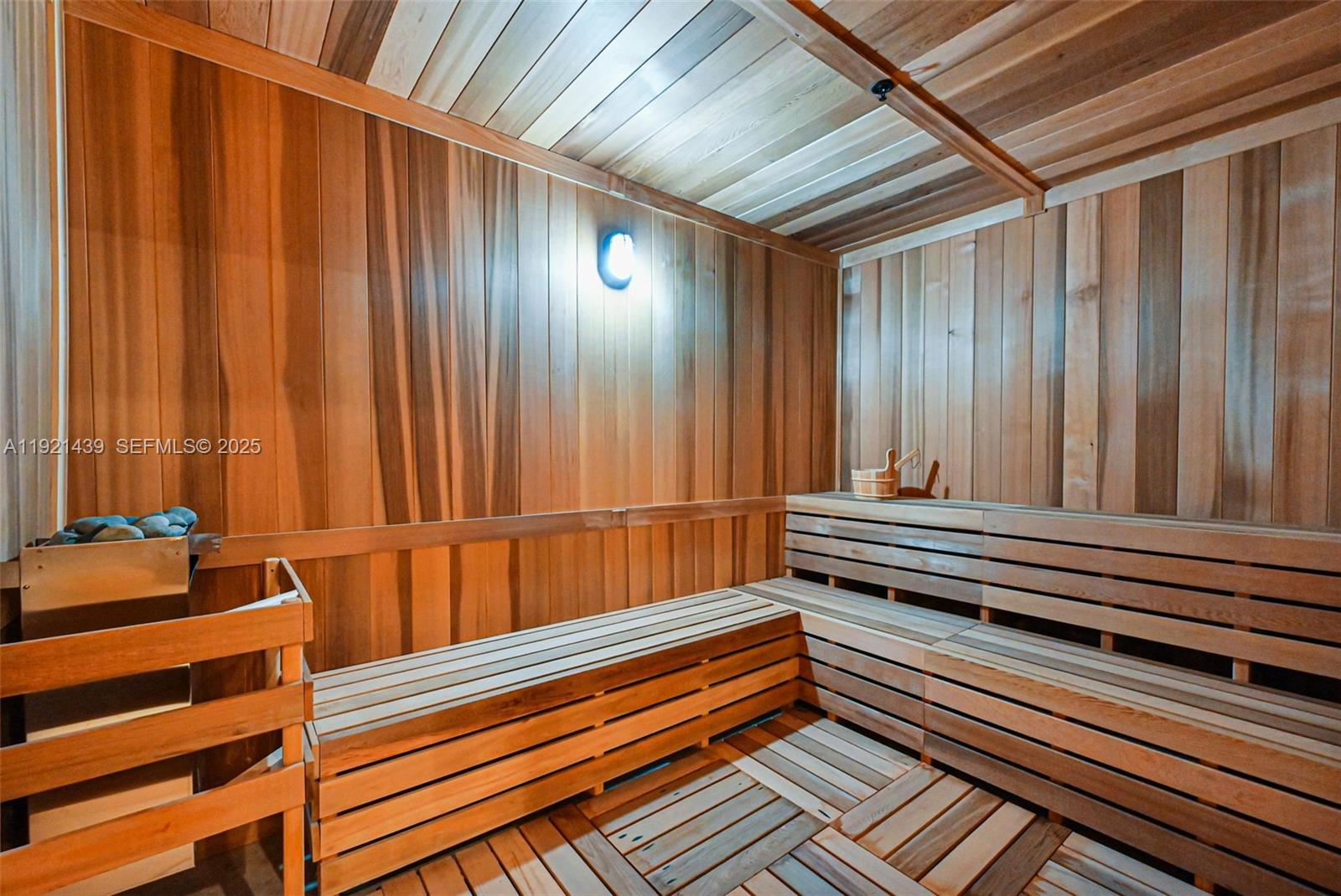 MIAMI NORTH - Residential