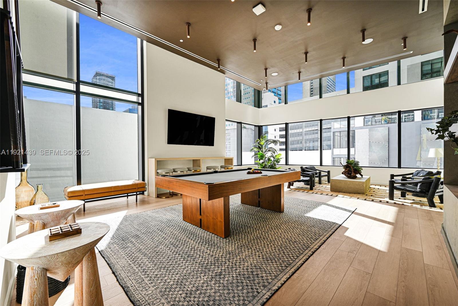 MIAMI NORTH - Residential