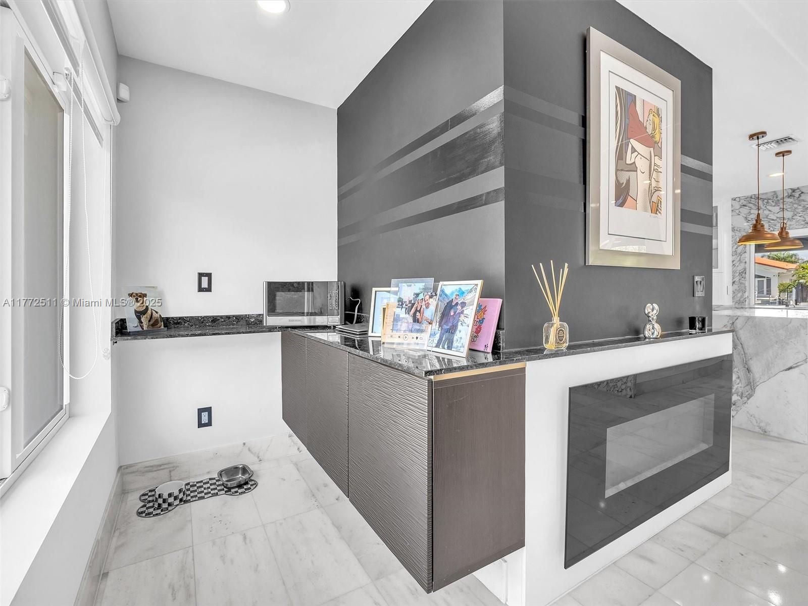 EASTERN SHORES - Residential