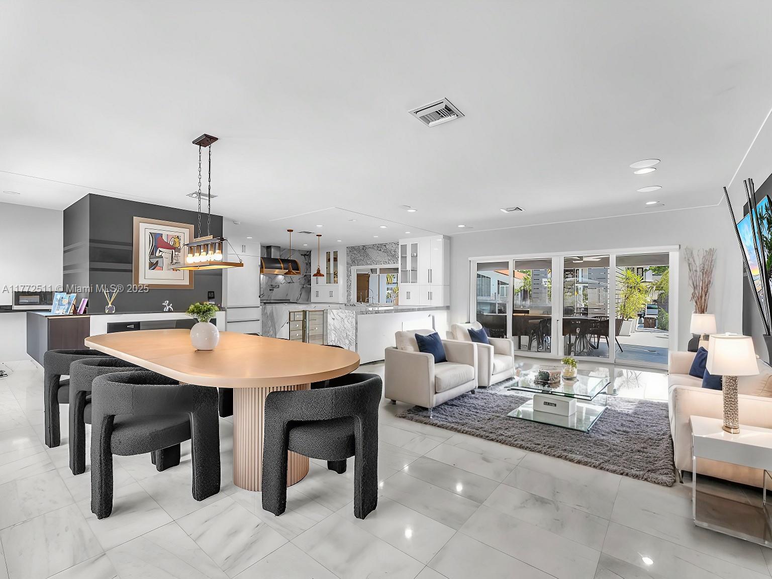 EASTERN SHORES - Residential