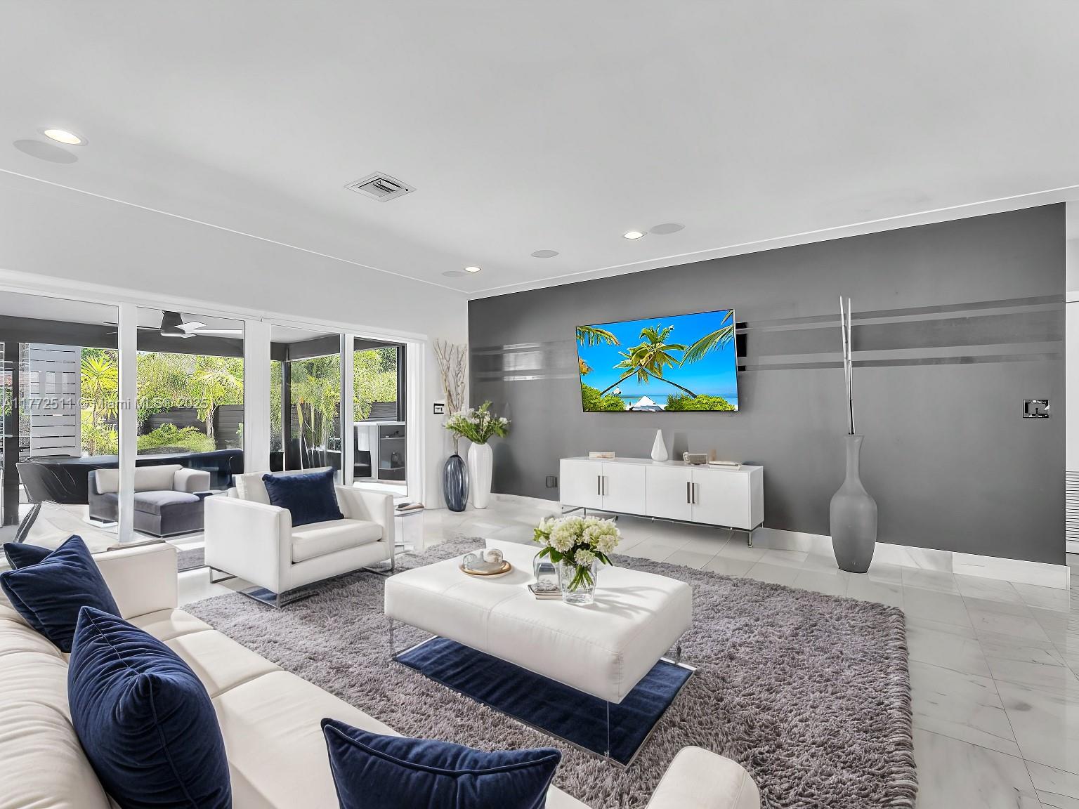 EASTERN SHORES - Residential