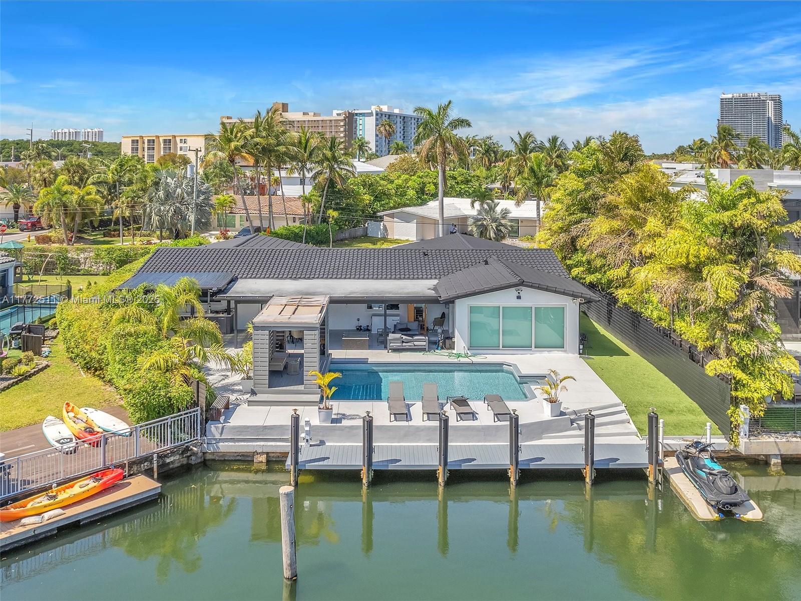 EASTERN SHORES - Residential