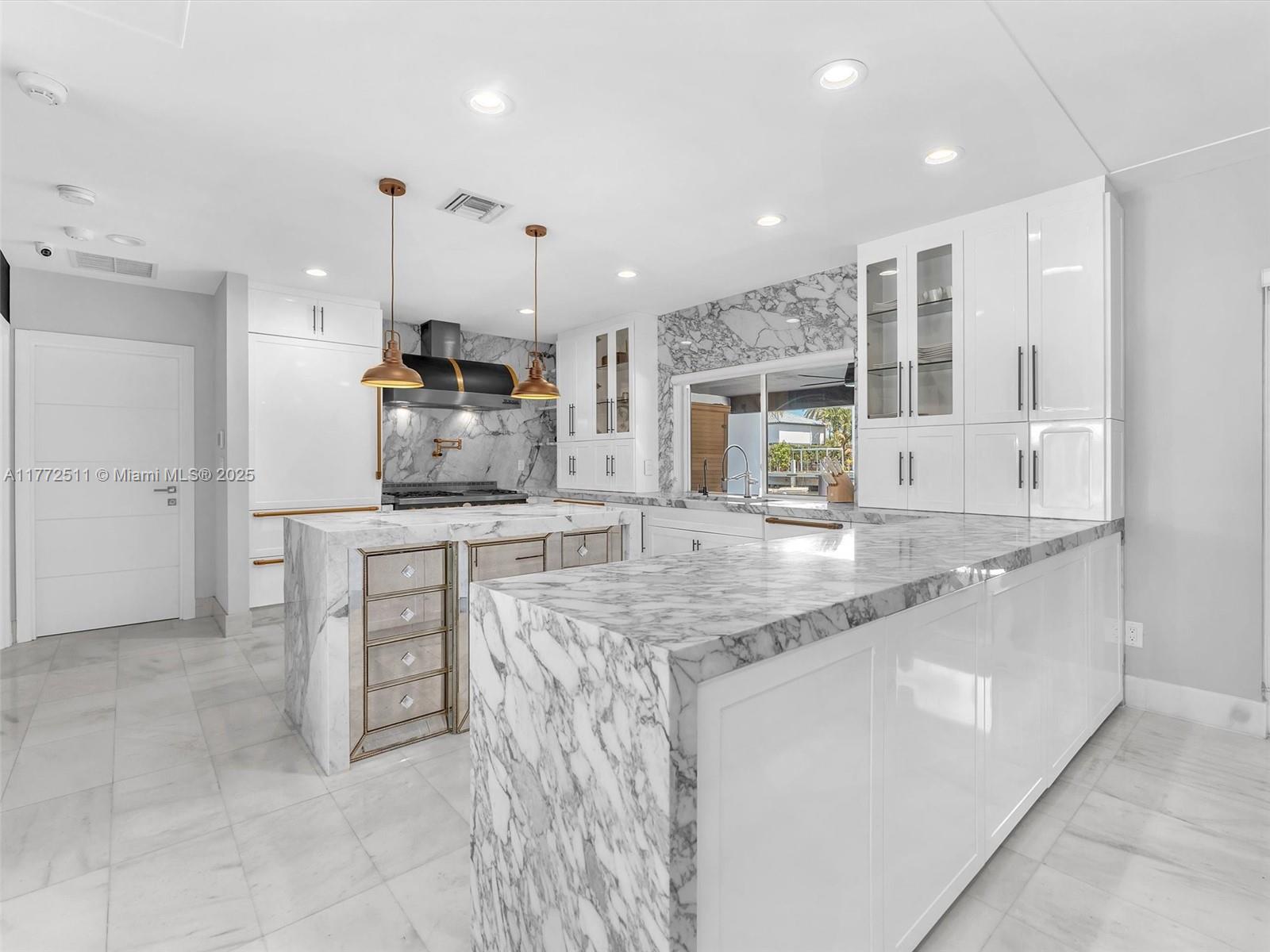EASTERN SHORES - Residential