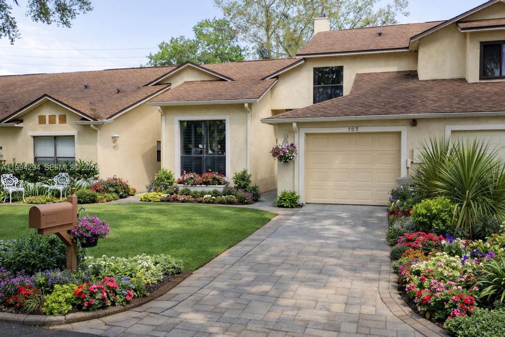 Photo of 703 Swan Ln, Other, FL 32701 (MLS # A11994294)