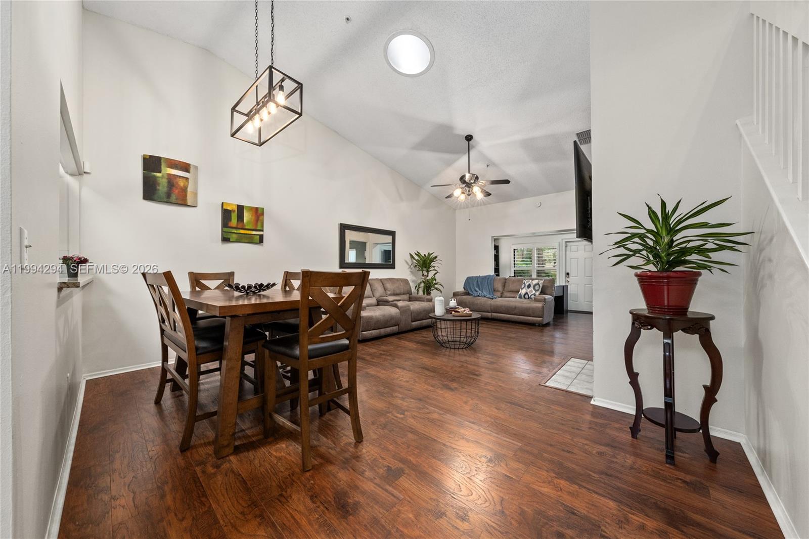 CRANES ROOST VILLAS - Residential