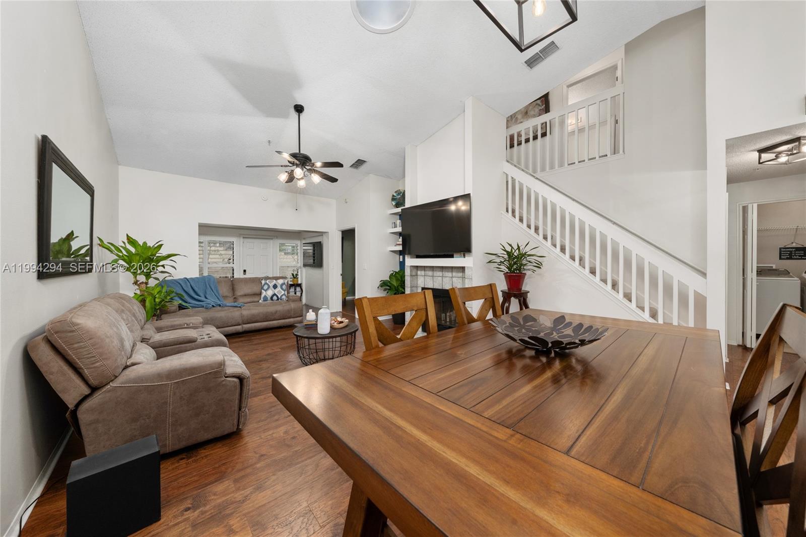 CRANES ROOST VILLAS - Residential