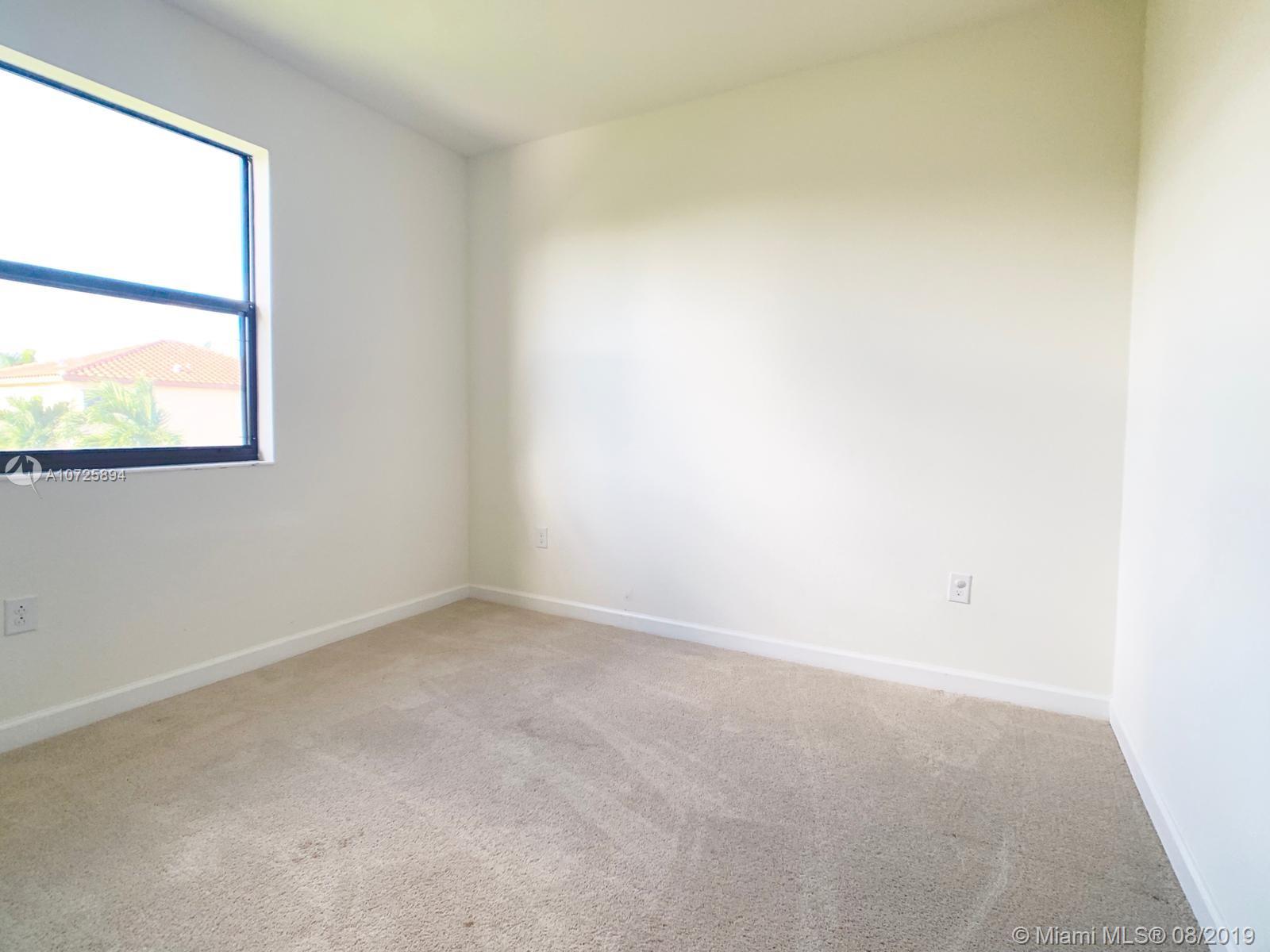 VENETIAN PARC WEST - Residential Lease