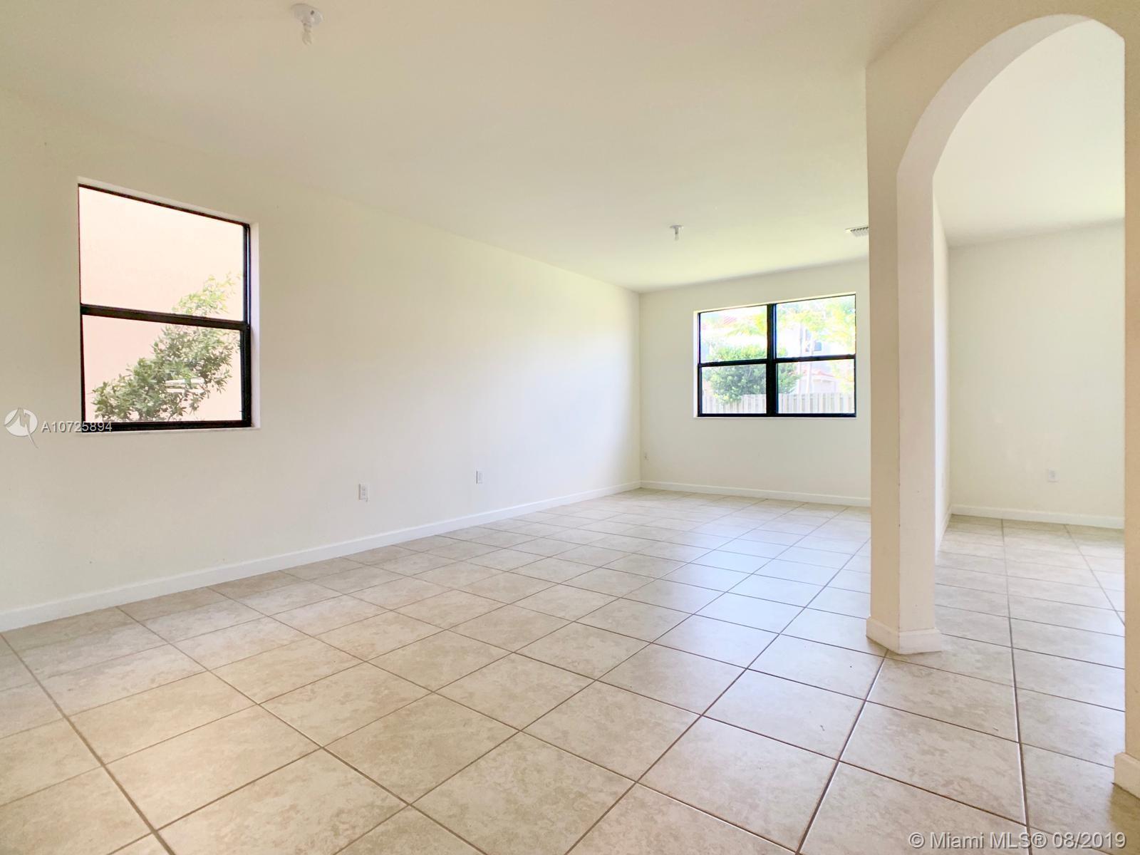 VENETIAN PARC WEST - Residential Lease