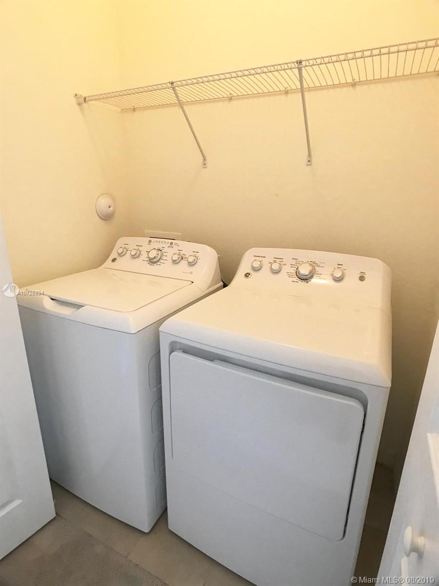 VENETIAN PARC WEST - Residential Lease