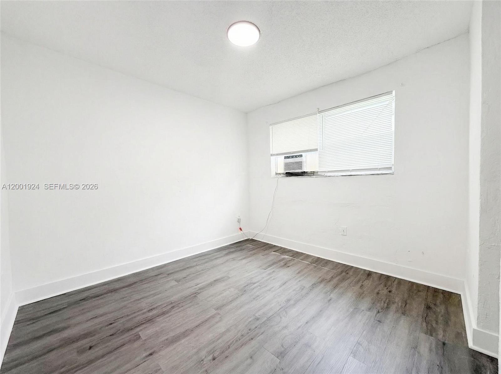 MIAMI NORTH - Residential Lease