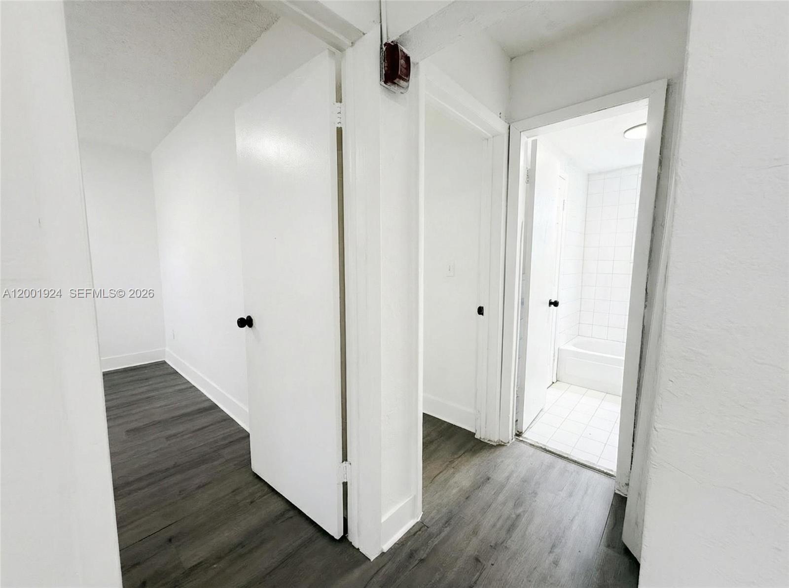 MIAMI NORTH - Residential Lease