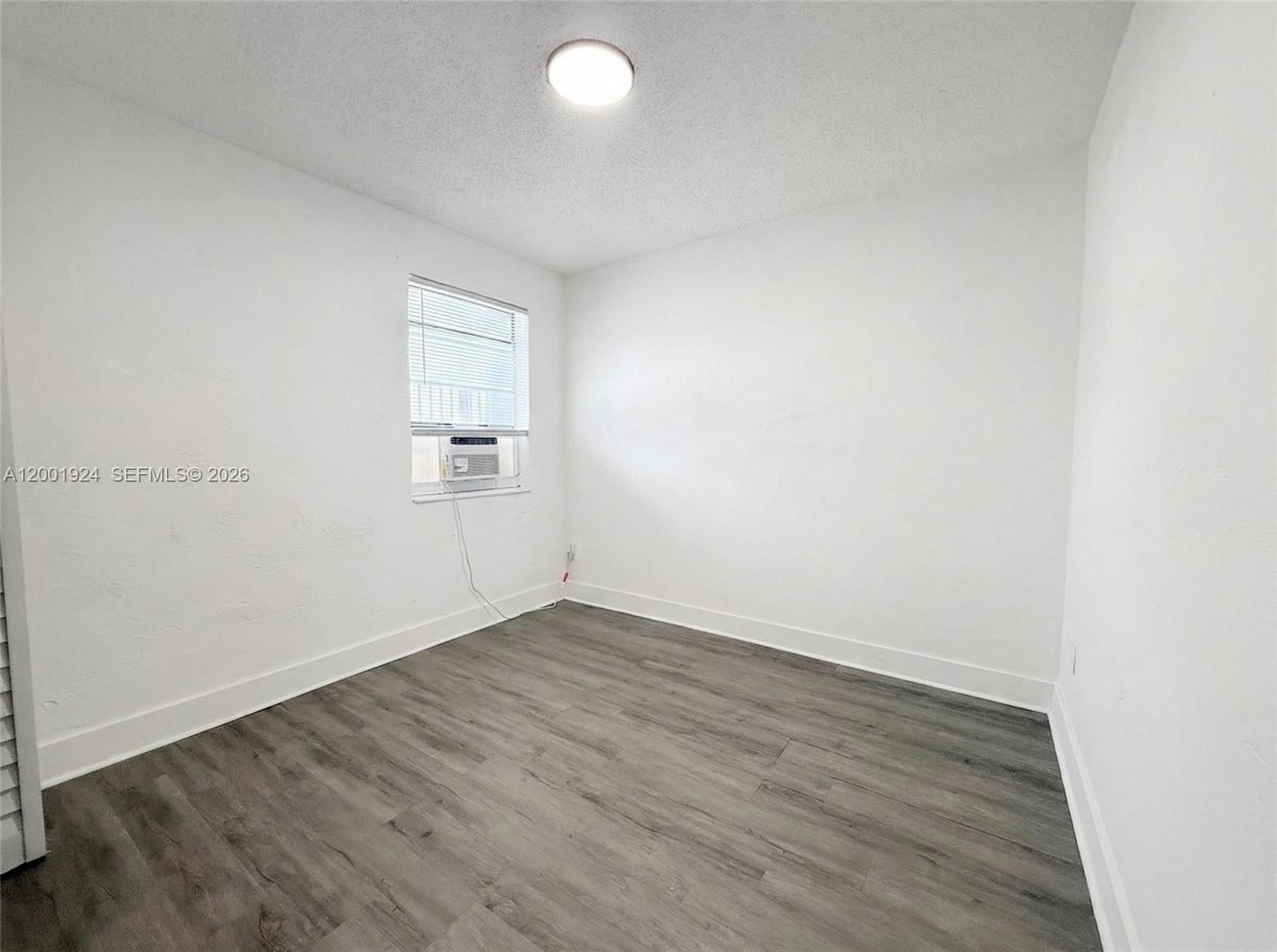 MIAMI NORTH - Residential Lease