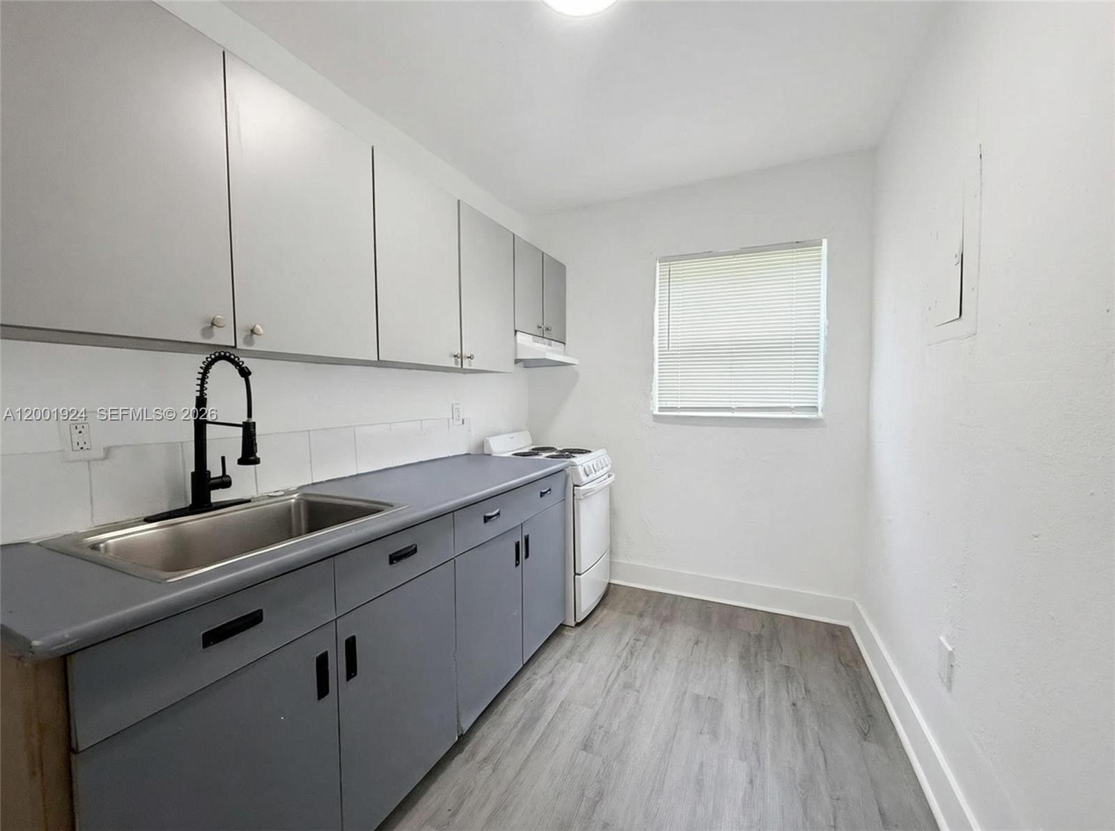 MIAMI NORTH - Residential Lease