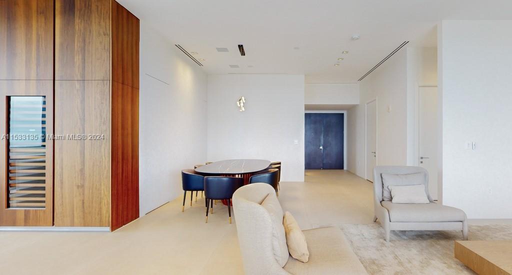 MUSE CONDO - Residential