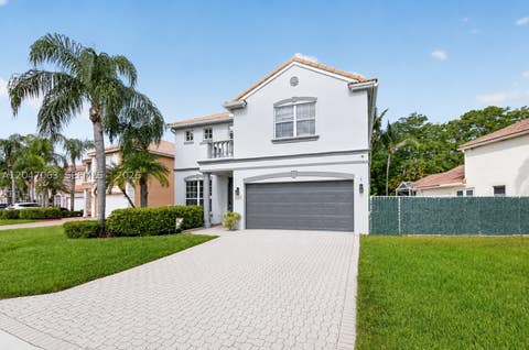 Photo of 21209 Via Ventura, Boca Raton, FL 33433 (MLS # A12047063)