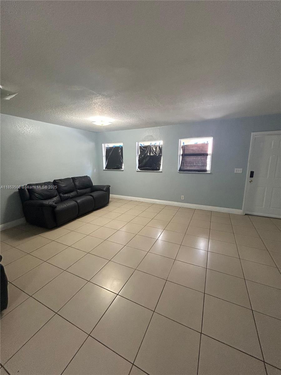 EAST VIEW GARDENS - Residential Lease