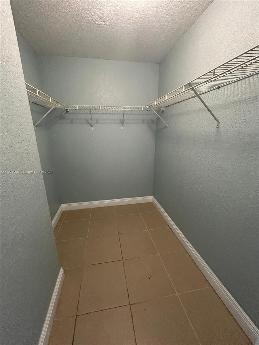 EAST VIEW GARDENS - Residential Lease