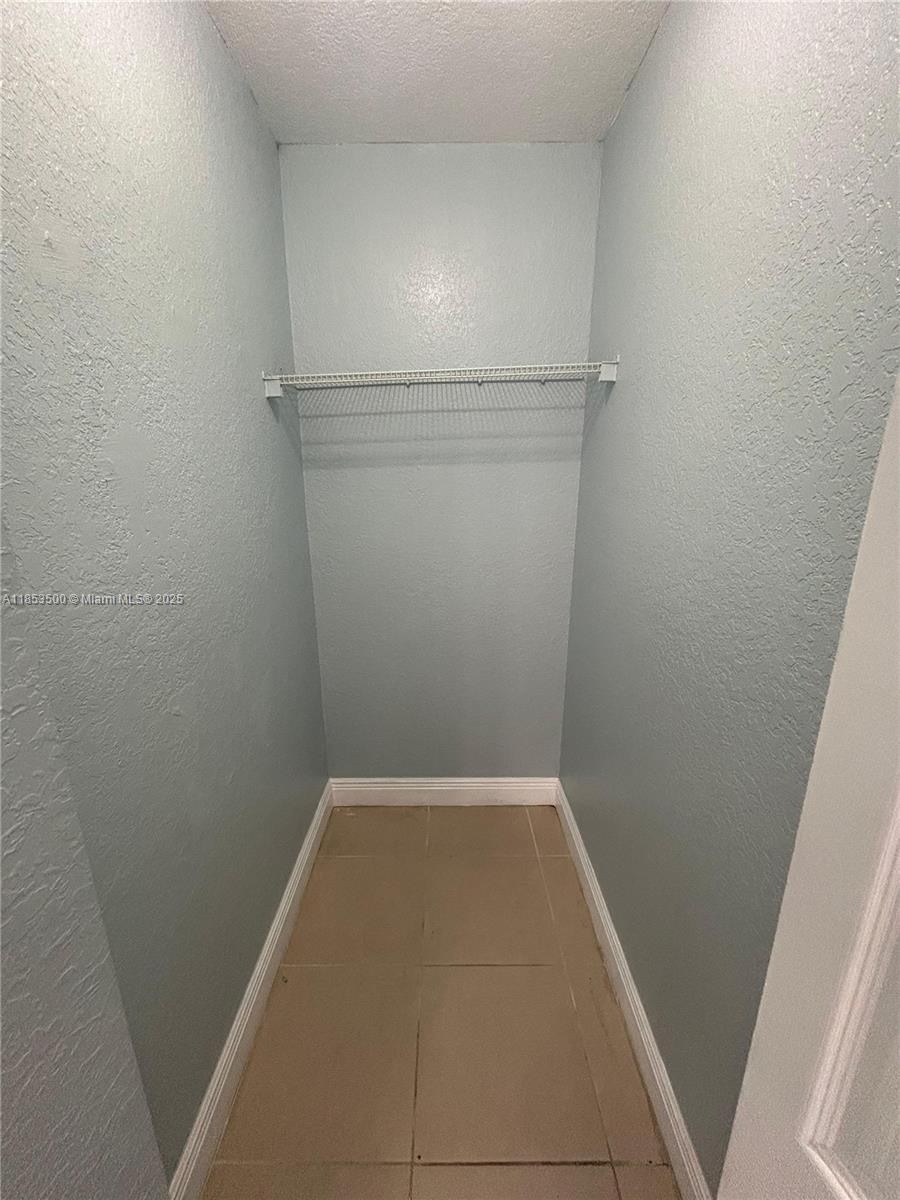 EAST VIEW GARDENS - Residential Lease