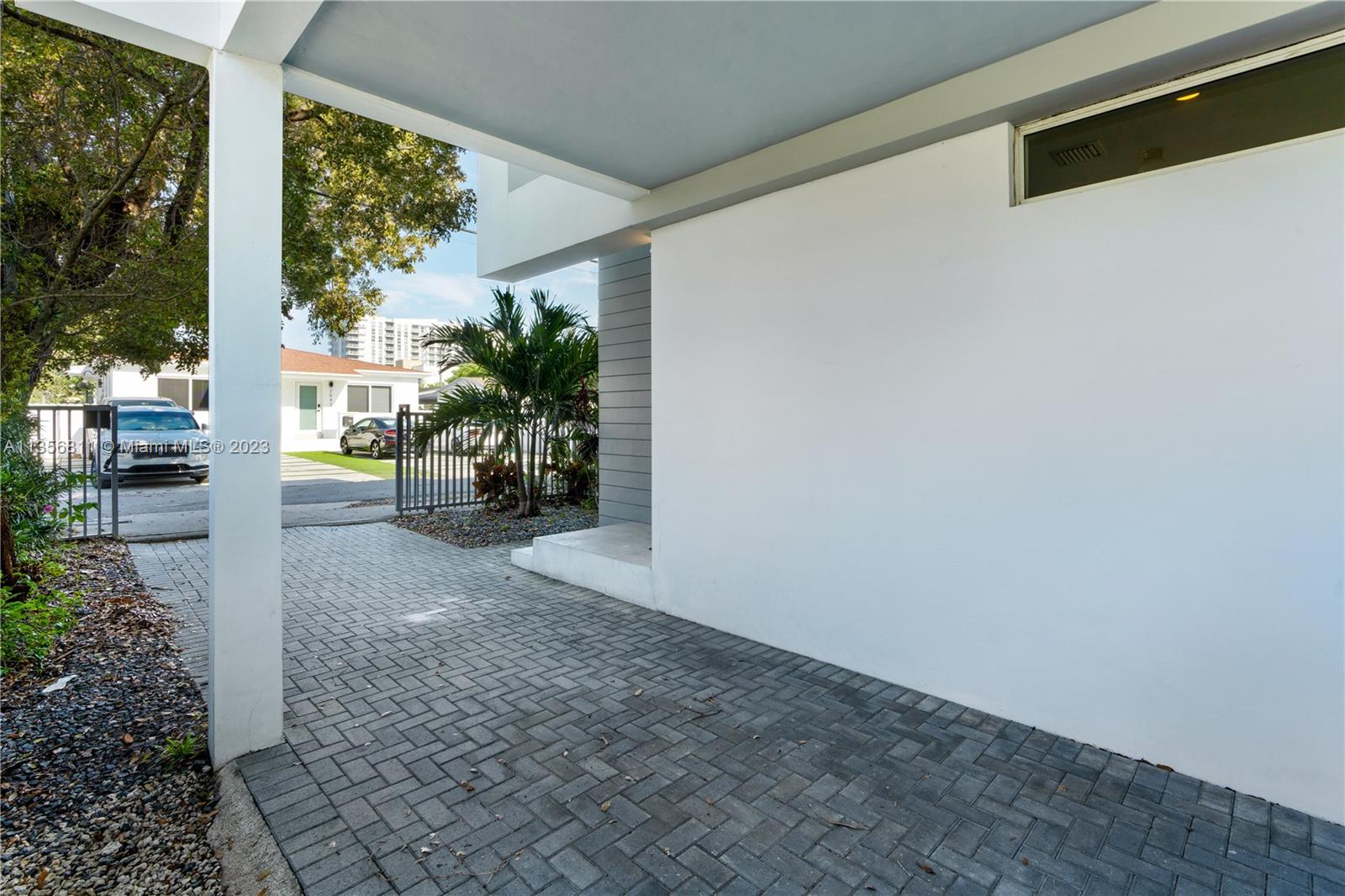 VILLAS ON 29TH CT - Residential