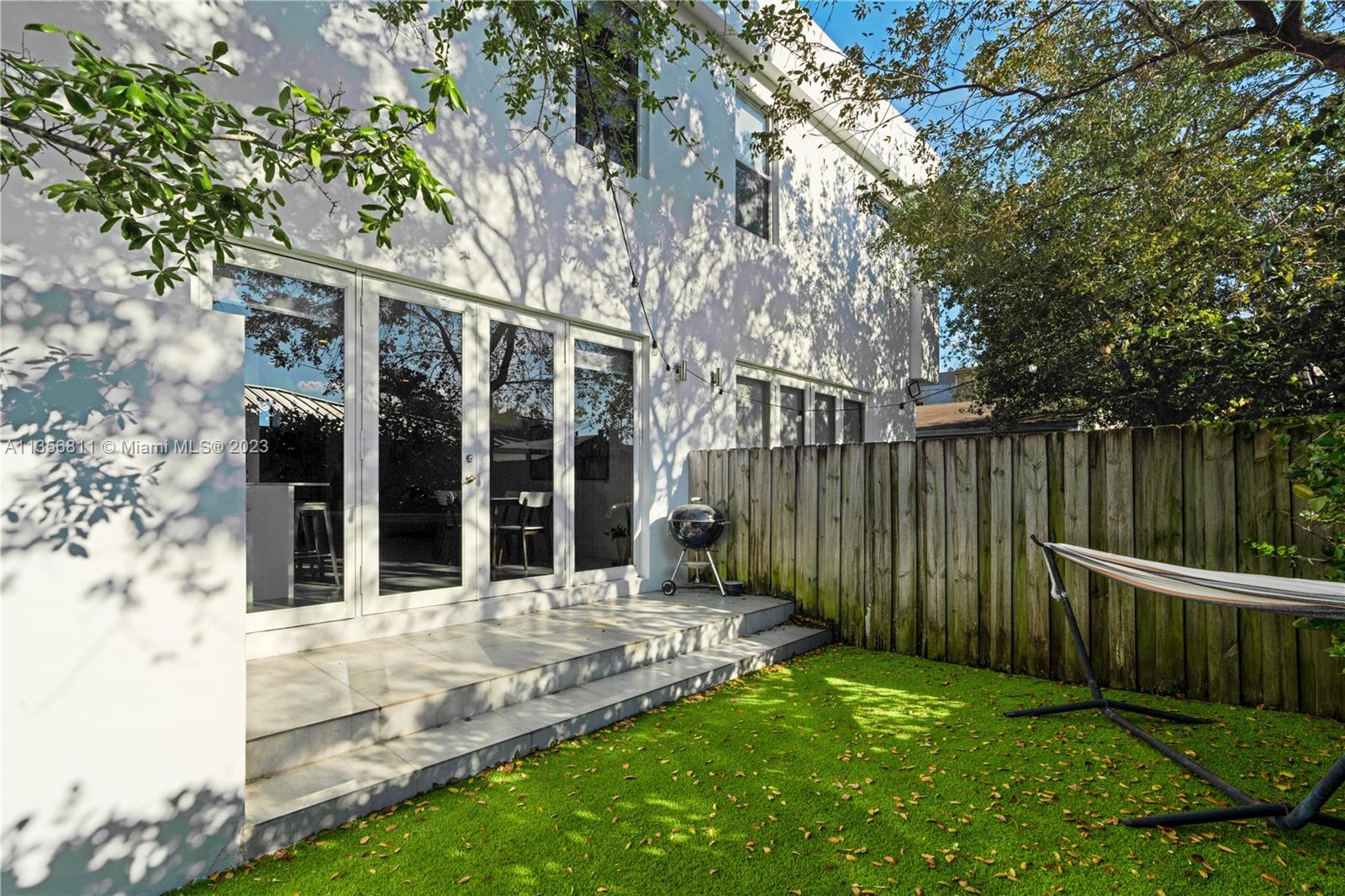 VILLAS ON 29TH CT - Residential