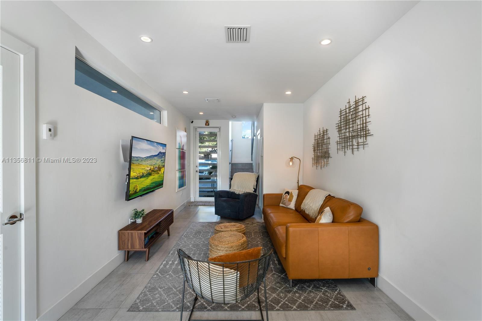 VILLAS ON 29TH CT - Residential