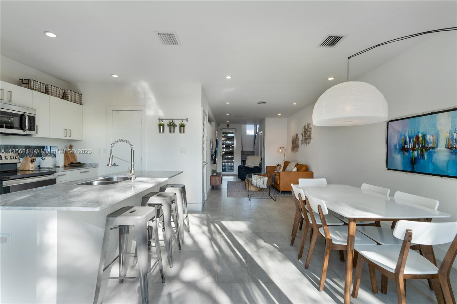 VILLAS ON 29TH CT - Residential