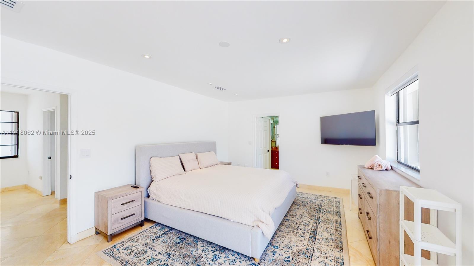 GOLDEN SHORES OCEAN BLVD - Residential Lease