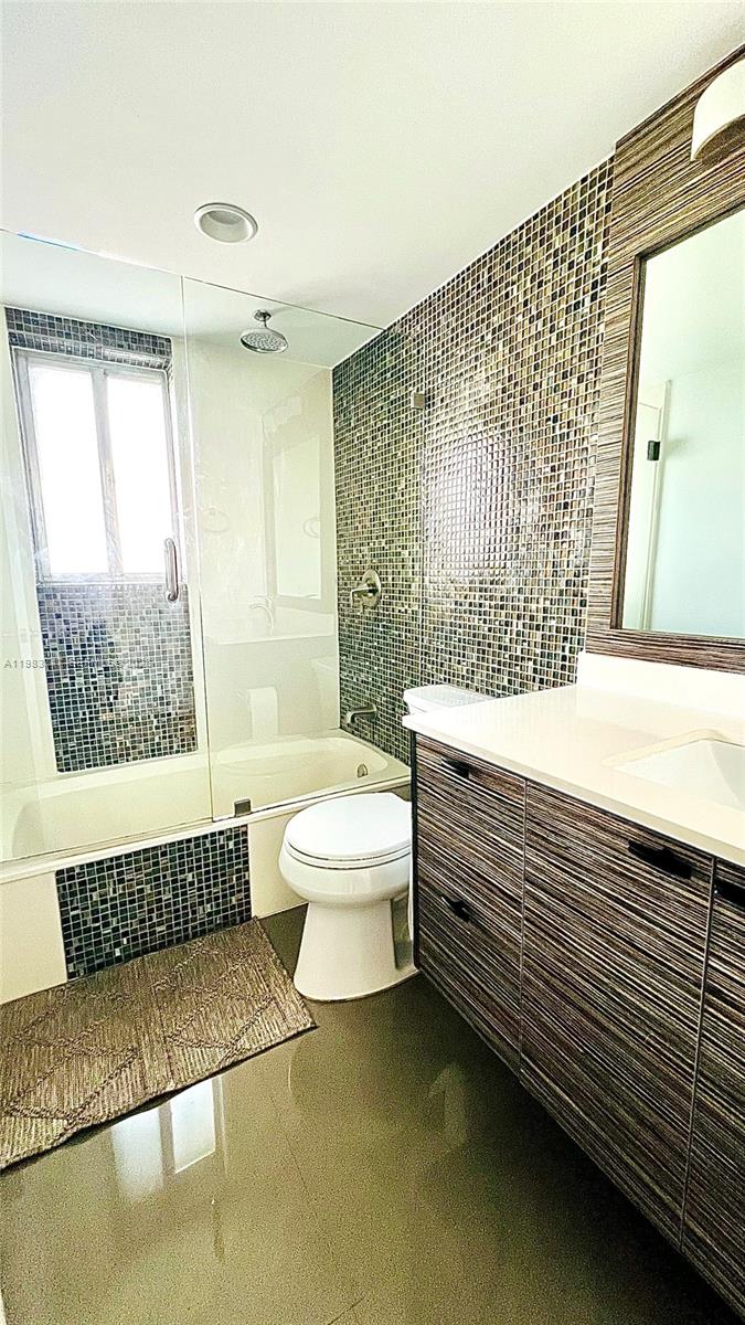 RIVER RUN CONDO PH I - Residential Lease