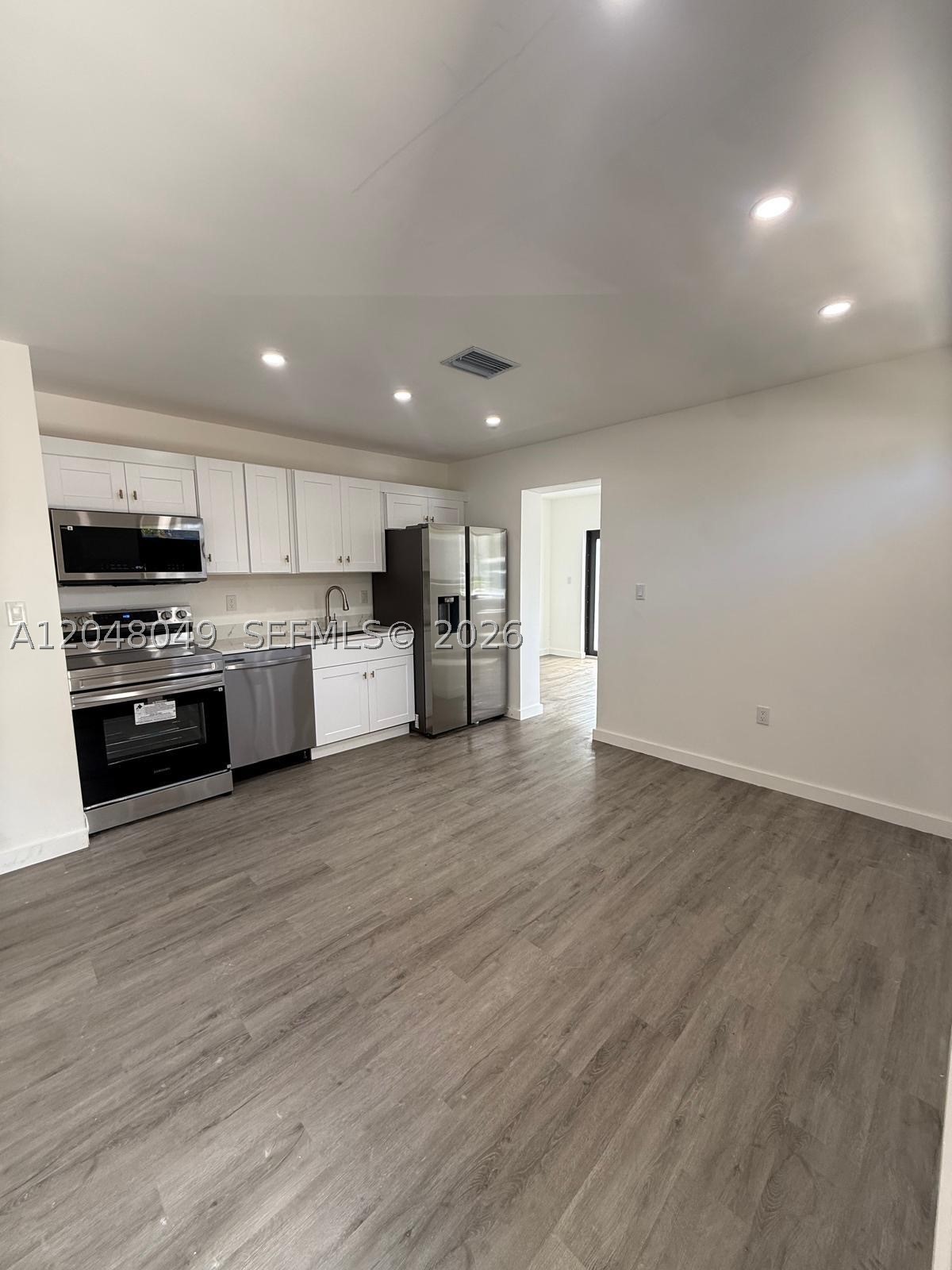 2530 NW 14th Ct