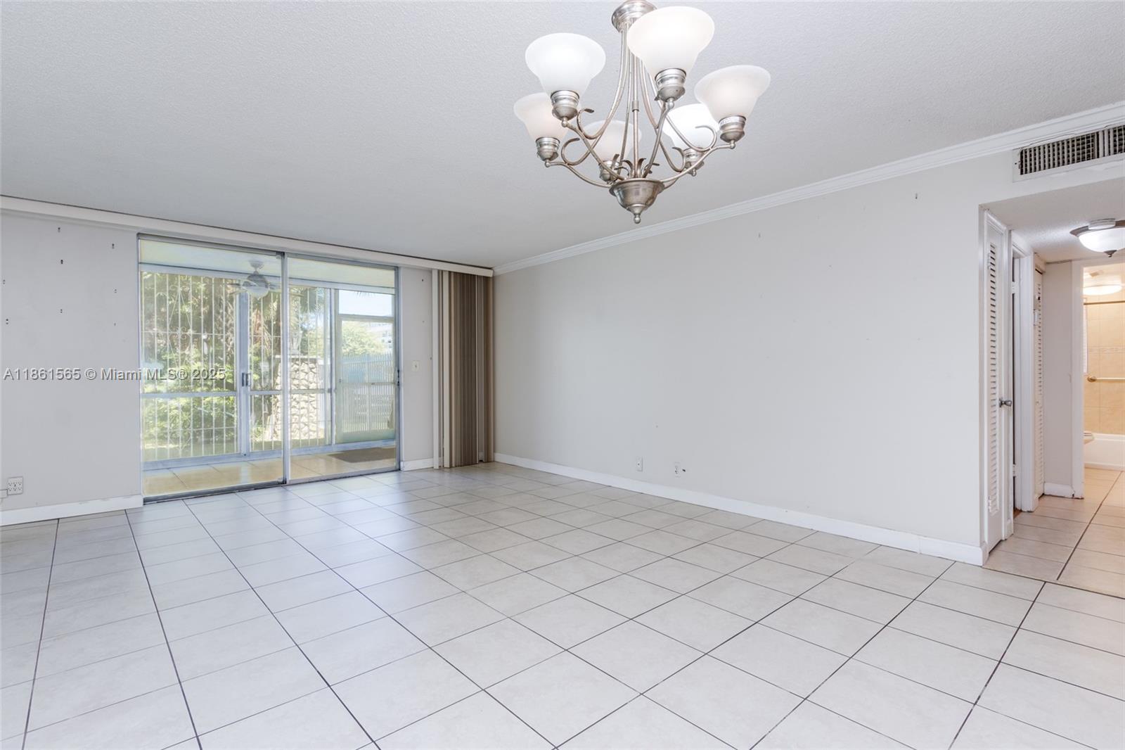 301 NE 14th Ave 108